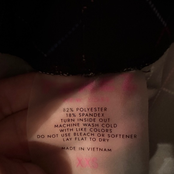 Terez Black Colorful Diamond Leggings - NWOT - Size XXS - Picture 6 of 9